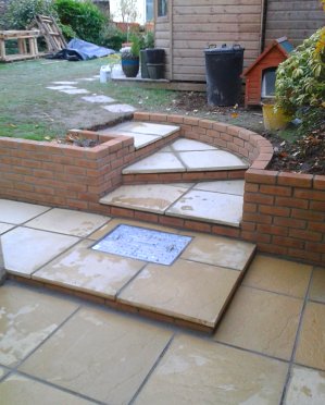 Landscaping: Walling and Paving